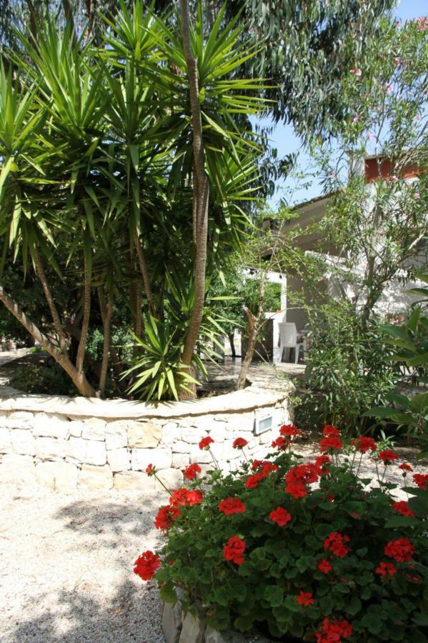 Villa Beatrice Serranova Exterior foto