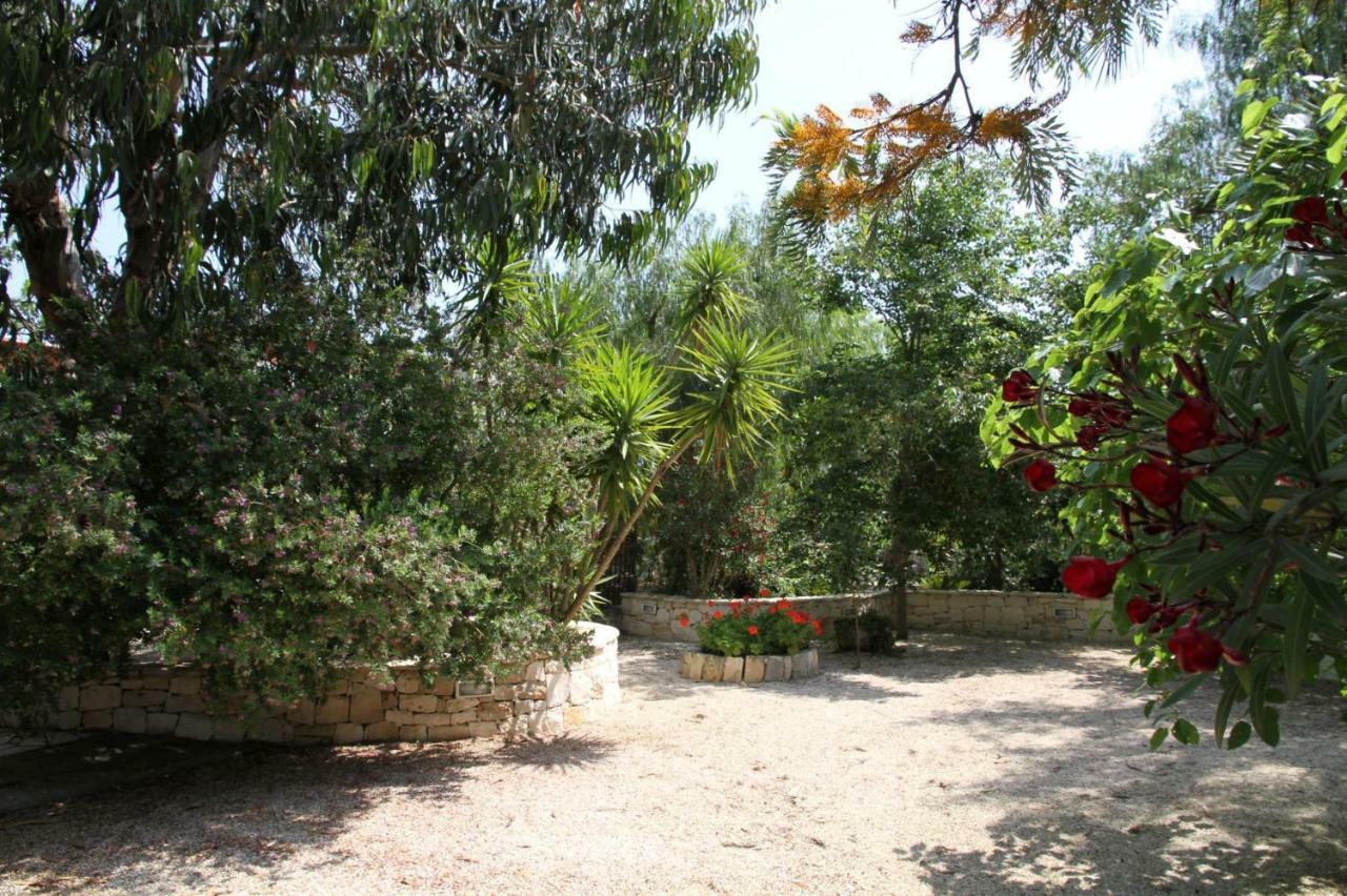 Villa Beatrice Serranova Exterior foto