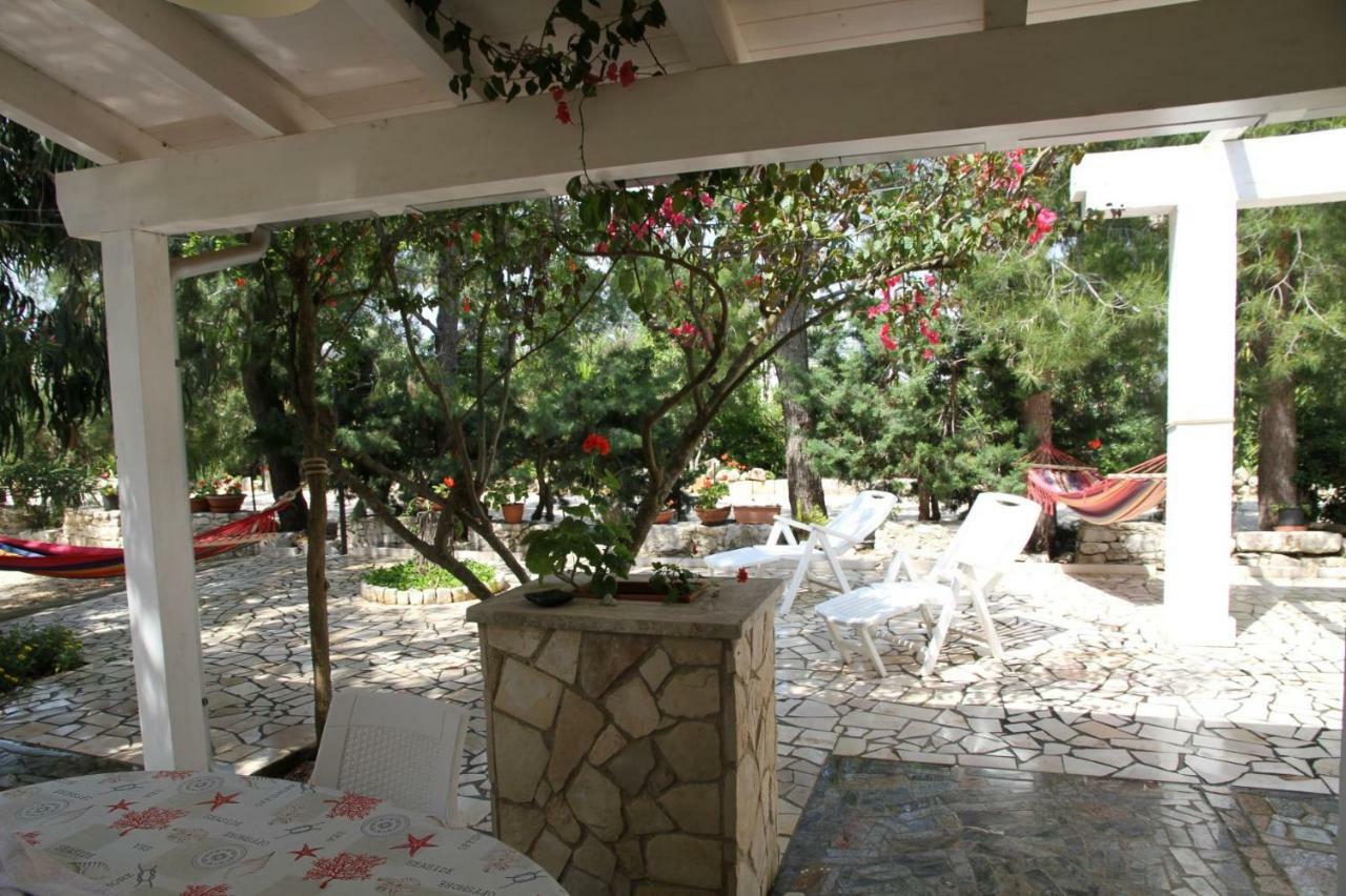 Villa Beatrice Serranova Exterior foto
